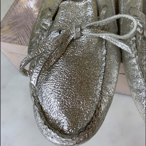 Dickson gold/silver driving moccasins flats shoes - Picture 3 of 9
